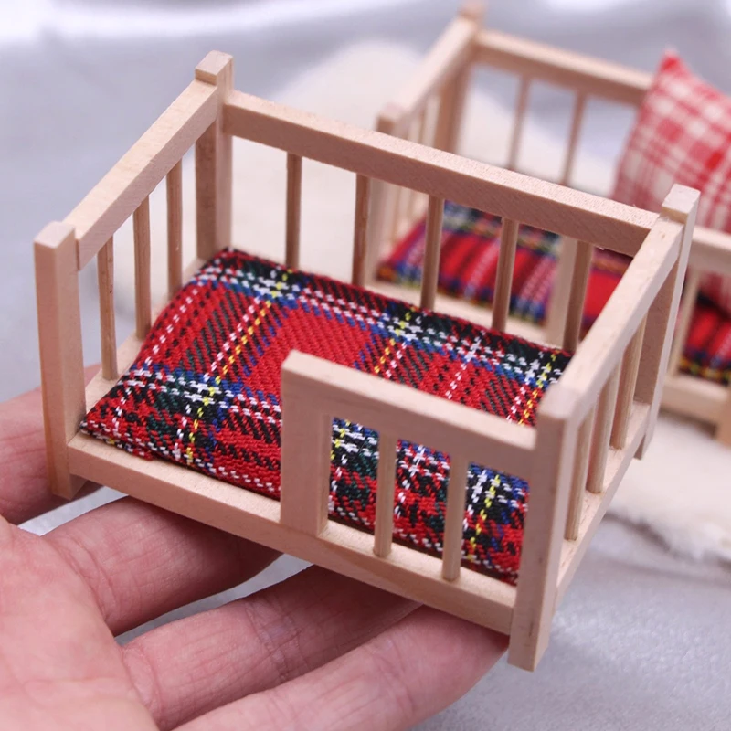 1Pcs 1:12 Puppenhaus Miniatur Baby Krippe Bett Babybett Möbel Modell Dekor Spielzeug Puppe Haus Zubehör