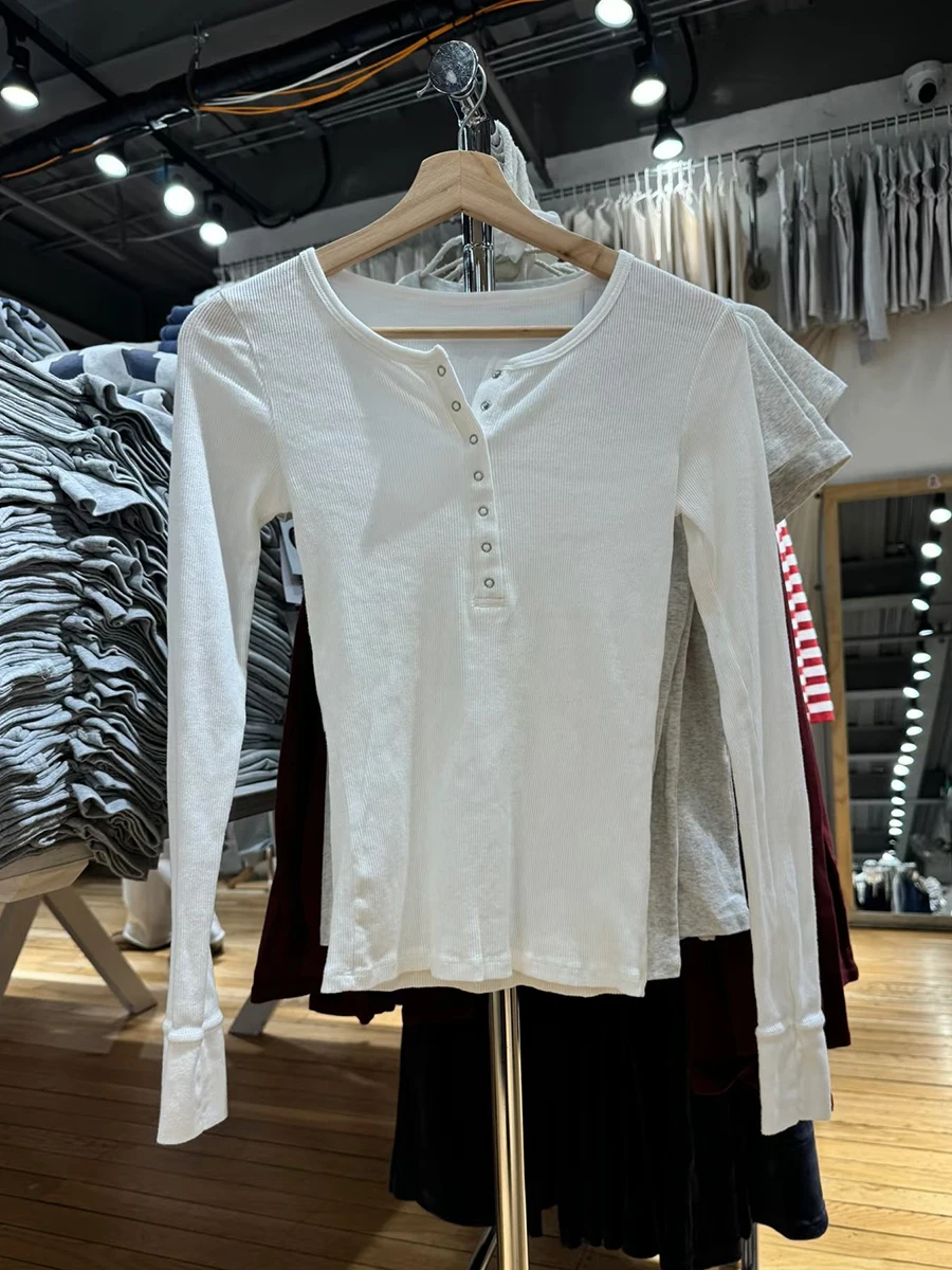 Seven Buttons Long Sleeve Slim T-shirts Woman Autumn O-neck Cotton Basic Tee Shirts Female Solid Simple Ribbed Tshirt Tops New