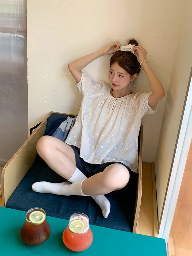 

Women's Bubble Sve ort Sve irt Summer Design White irt 2026 New Small Asset Top Loose Fit Versatile Sle