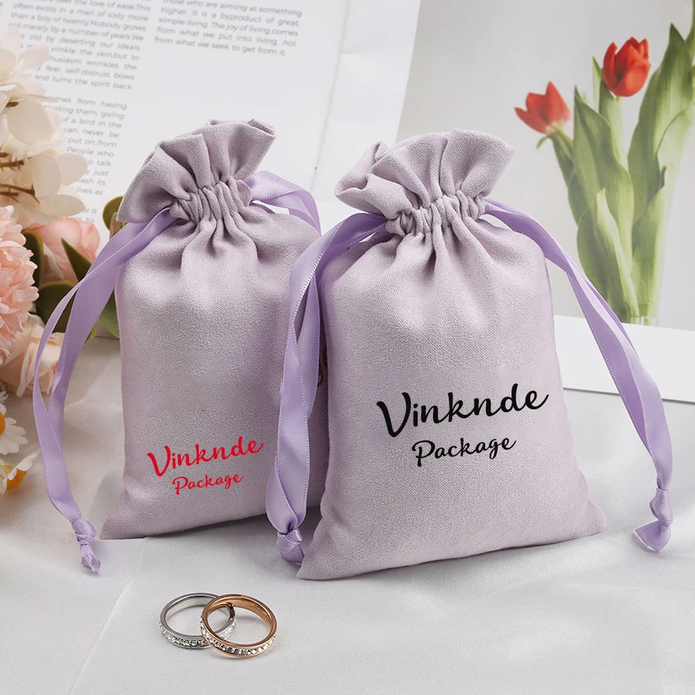 

100 шт., подарочные пакеты с персонализированным логотипом, ювелирные изделия, бархатная фланелевая сумка на шнурке, сумка для макияжа, парфюмерии, косметическая упаковка, мешок для хранения пыли