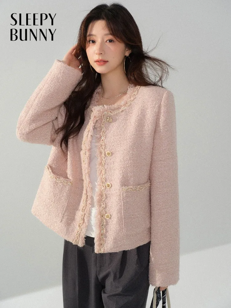 

Элегантная твидовая короткая куртка для женщин. Милое облегающее пальто с круглым вырезом. Зимняя модная текстурированная верхняя одежда для офиса и повседневной носки.