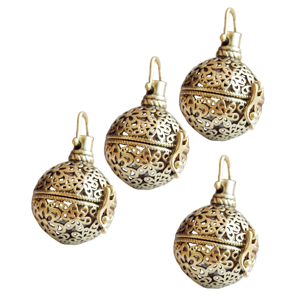 4 Pcs Pendant Aromatherapy Diffuser Jewelry Scent Bronze Ball Locket Vintage Retro Decor Hollow Out