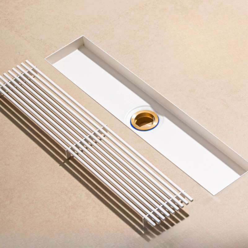 salle-de-douche-blanc-creme-en-acier-inoxydable-grande-cylindree-rangee-de-bambou-epaisse-et-allongee-drain-au-sol-long