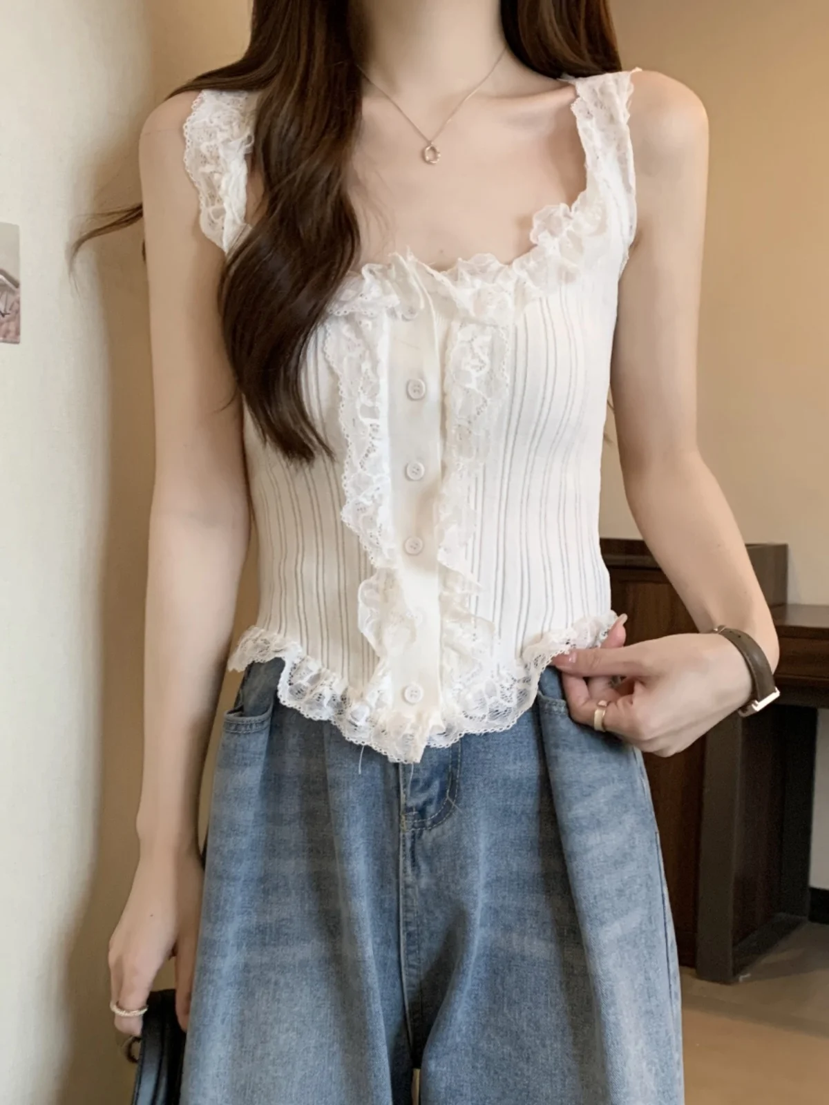

Women's Summer Lace Trim Sleeveless Tank Top Outerwear Big Size Slimming High-End Feeling Strapless Base Layer Bustier Top