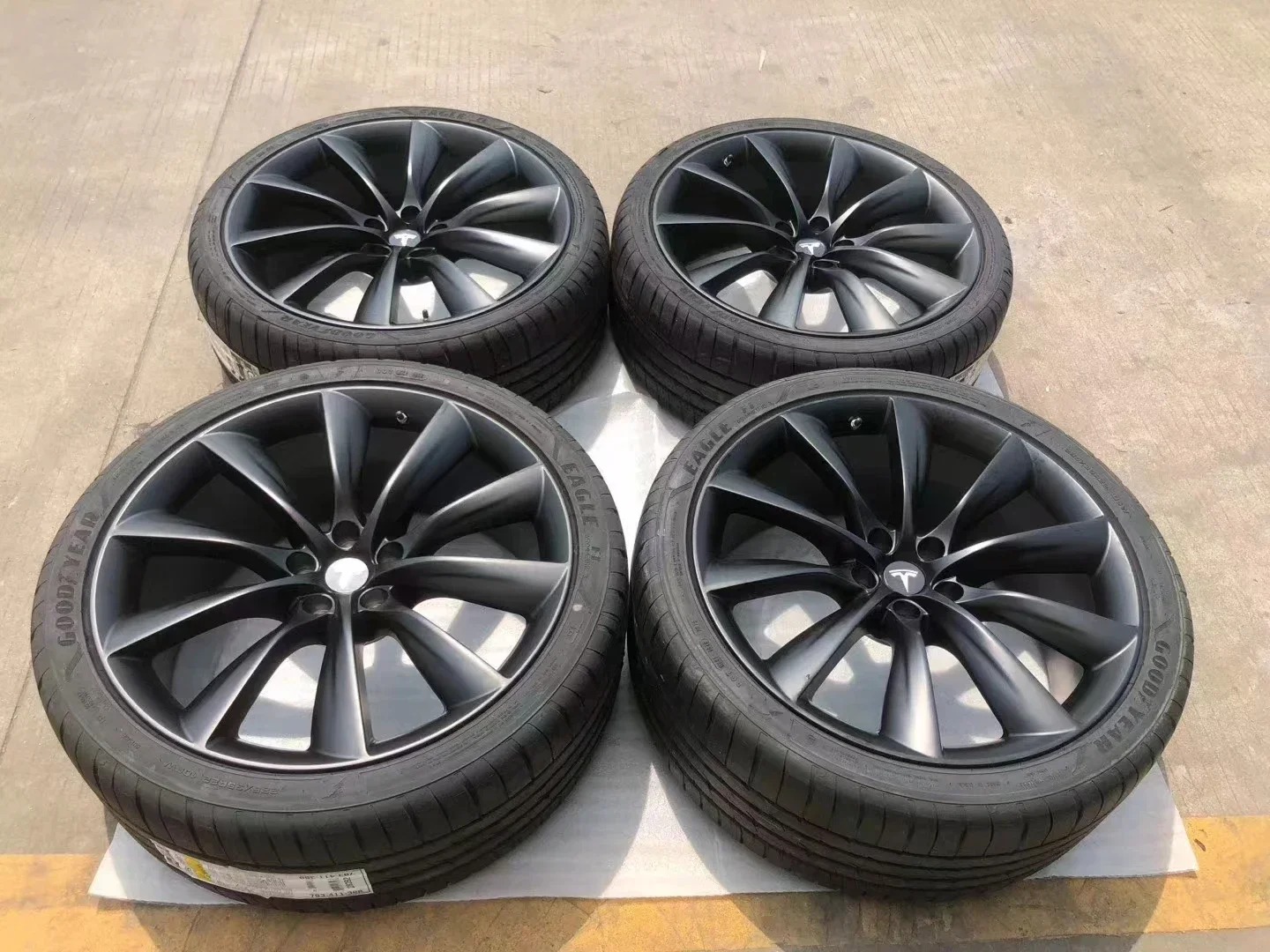 Sell like hot cakes Suitablealuminum alloy wheel hub 22-inch rims were car parts