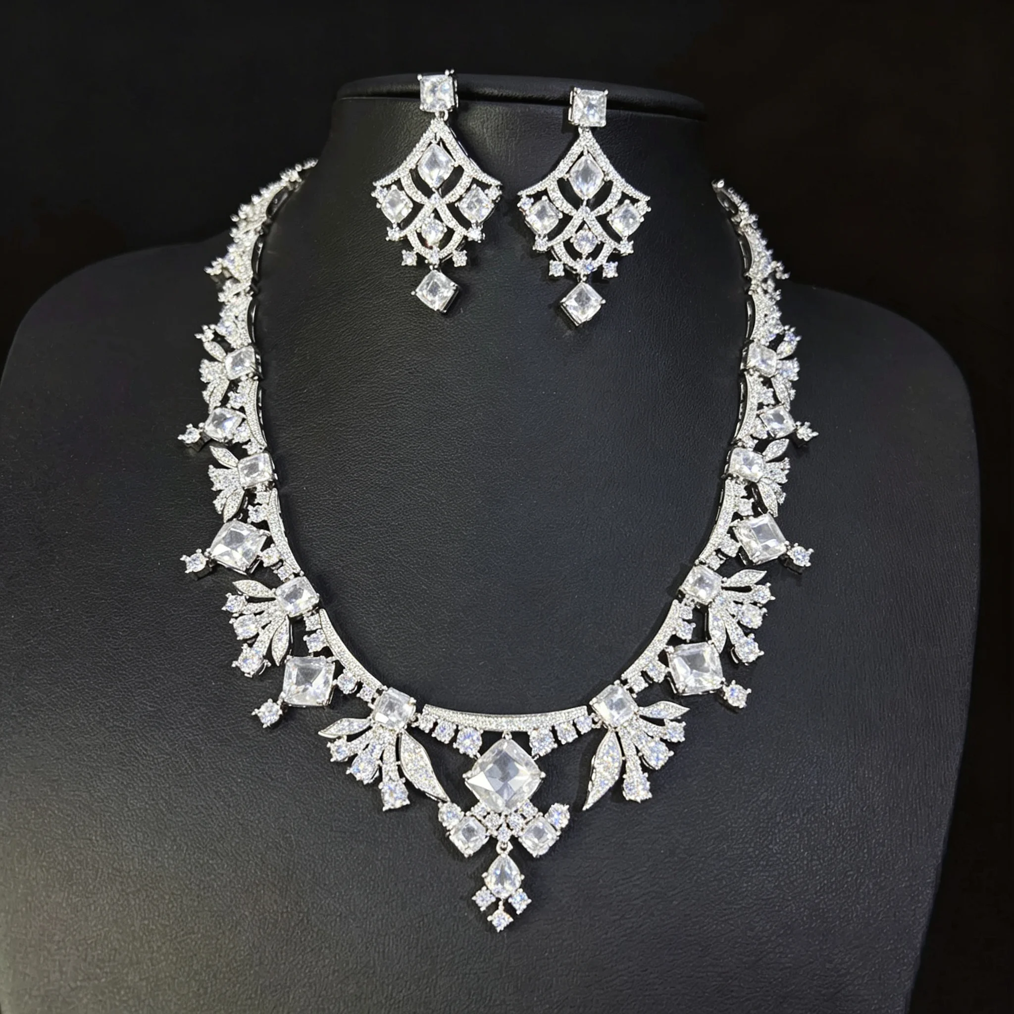 ByI New Elegant Blue Necklace and Earrings Luxury Set Women's Jewelry Dress Accessories Women's Wedding Ball Birthday Gift M1123