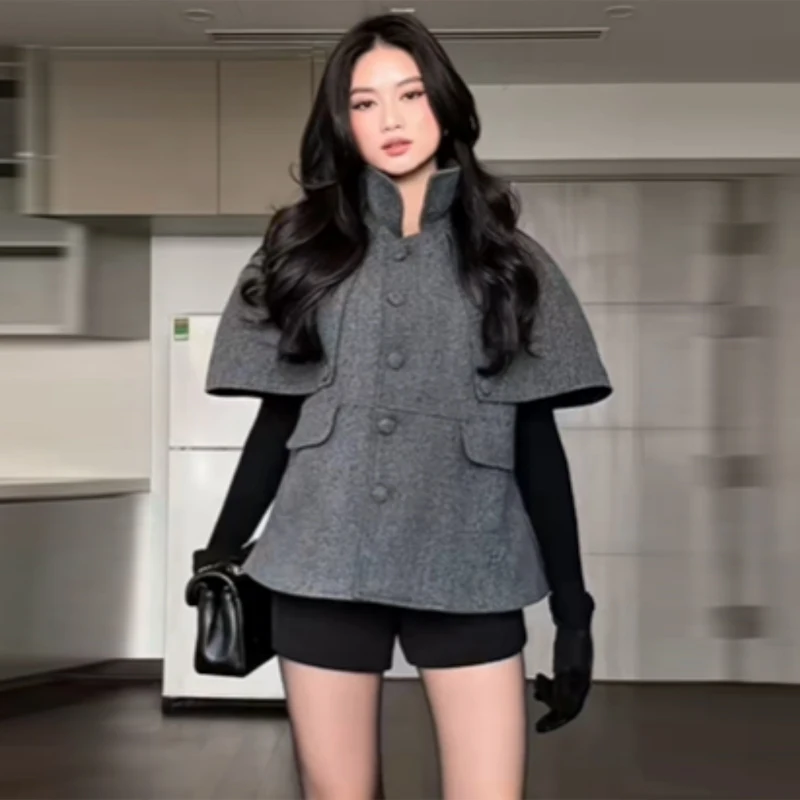 2026 Elegante stile mantello cappotti corti tinta unita risvolto giacca monopetto vintage pendolari streetwear nuovi vestiti da donna alla moda