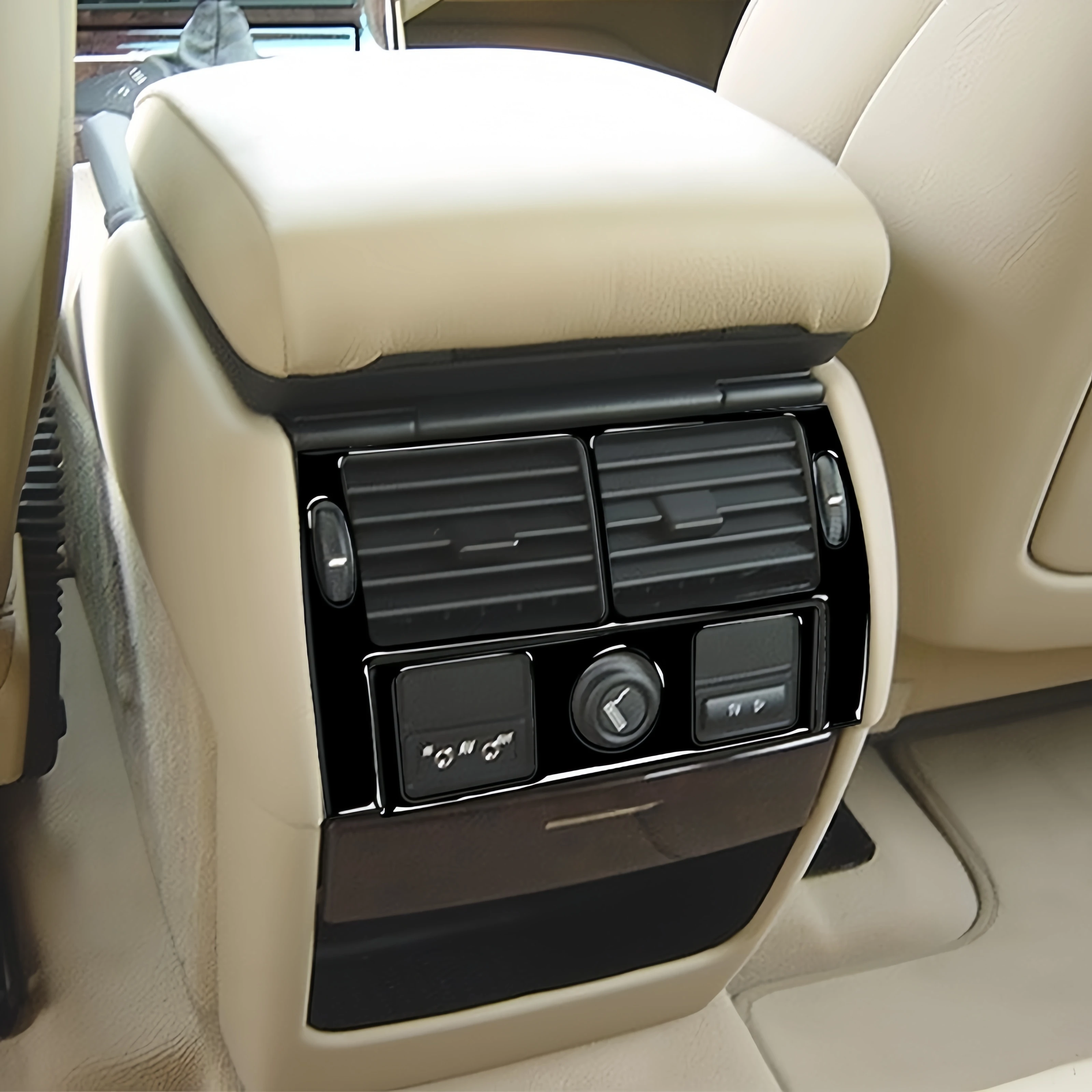 

Для BMW X5 E53 2000-2006: накладка на центральный дефлектор воздуховода, цвет «черный рояль», декоративные наклейки, аксессуары для интерьера