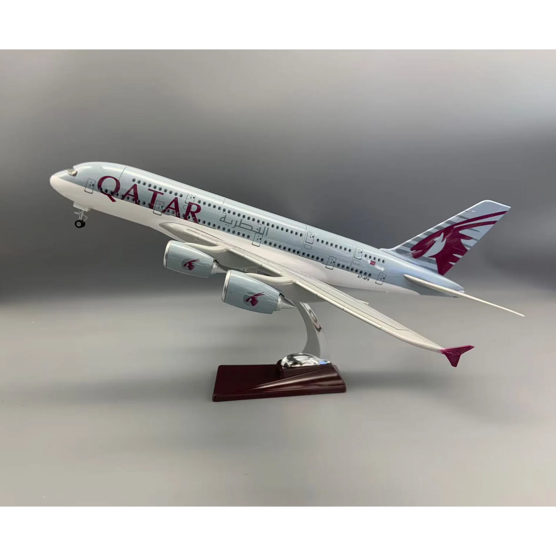

Qatar A380 Airplane Model Double Opening Doors With LED Lights Wheels Static Realistic Display Ornament For Aviation Collectors