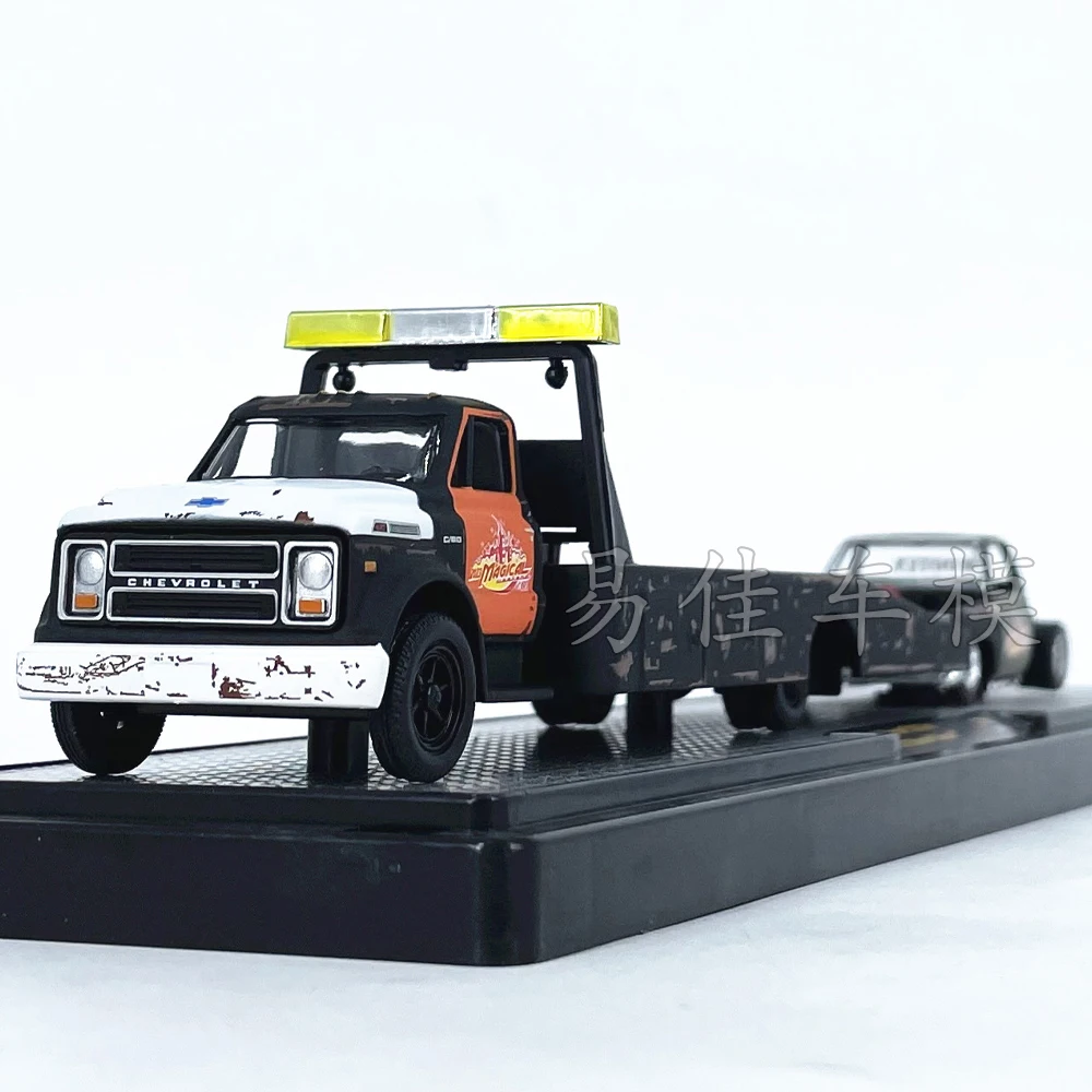 M2 Machines 1/64 1968 C60 Truck 1979 silverado DCS01 Black Die-cast Alloy Car Model Collection Gift