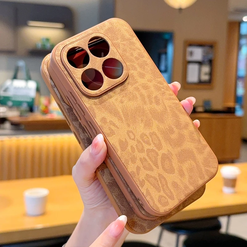 Para Xiaomi 15 Pro 17 Pro Max 17AiR Funda de teléfono de cuero con estampado de leopardo lente de orificio fino parachoques cubierta protectora completa marrón