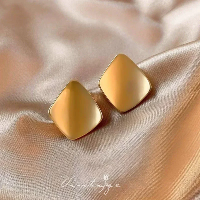 Trendy Gold Square Earrings Matte Metal Block With Minimalist Look Statement Jewelry Accessories For Women Evening Holiday