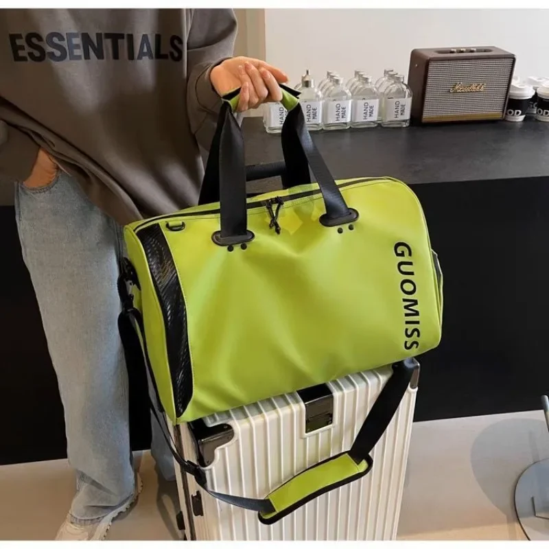 

New Large Capacity Waterproof Dry Wet Separation Swimming Bag Short-distance Travel Package Women Lightweight Duffel Handbags