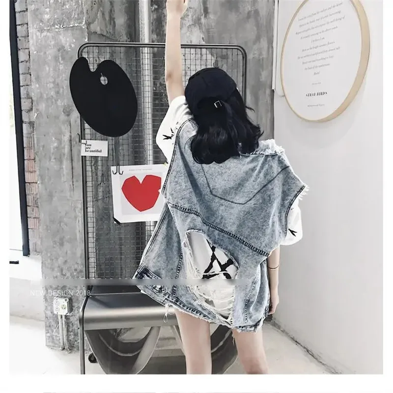 Ripped Denim Jacket Sleeveless Streetwear Women Waistcoat 2023 Spring Summer New Vintage Casual Loose Korean Fashion Female Vest