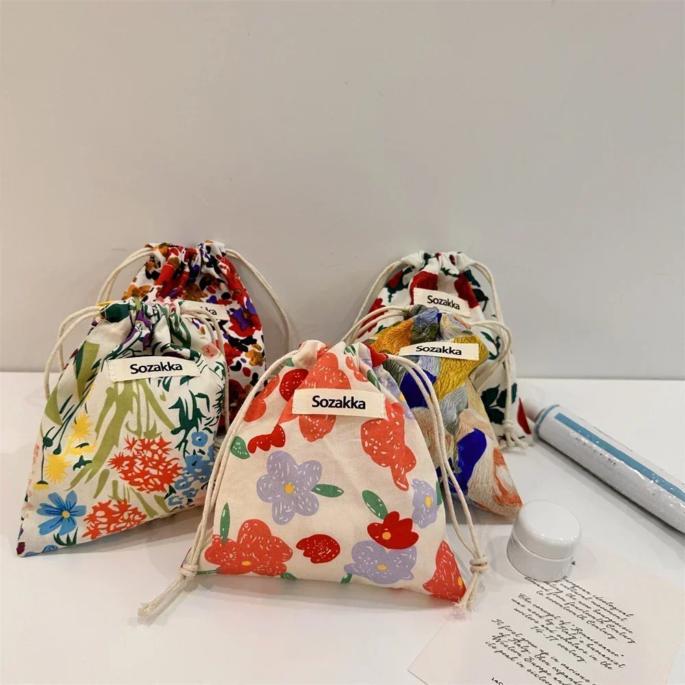 Sacs à cordes de proximité floraux en tissu de coton, petite poche à monnaie, rouge à lèvres, trousse de toilette, trousse de maquillage, COW1