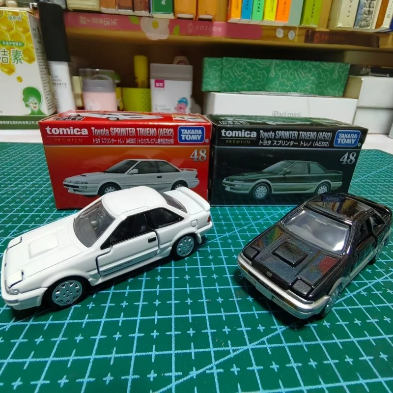 Takara Tomy Tomica Premium Black Box Toyota Sprinter Trueno AE92 Alloy Diecast Simulation Car Model Collectible Toy For Boys view 4
