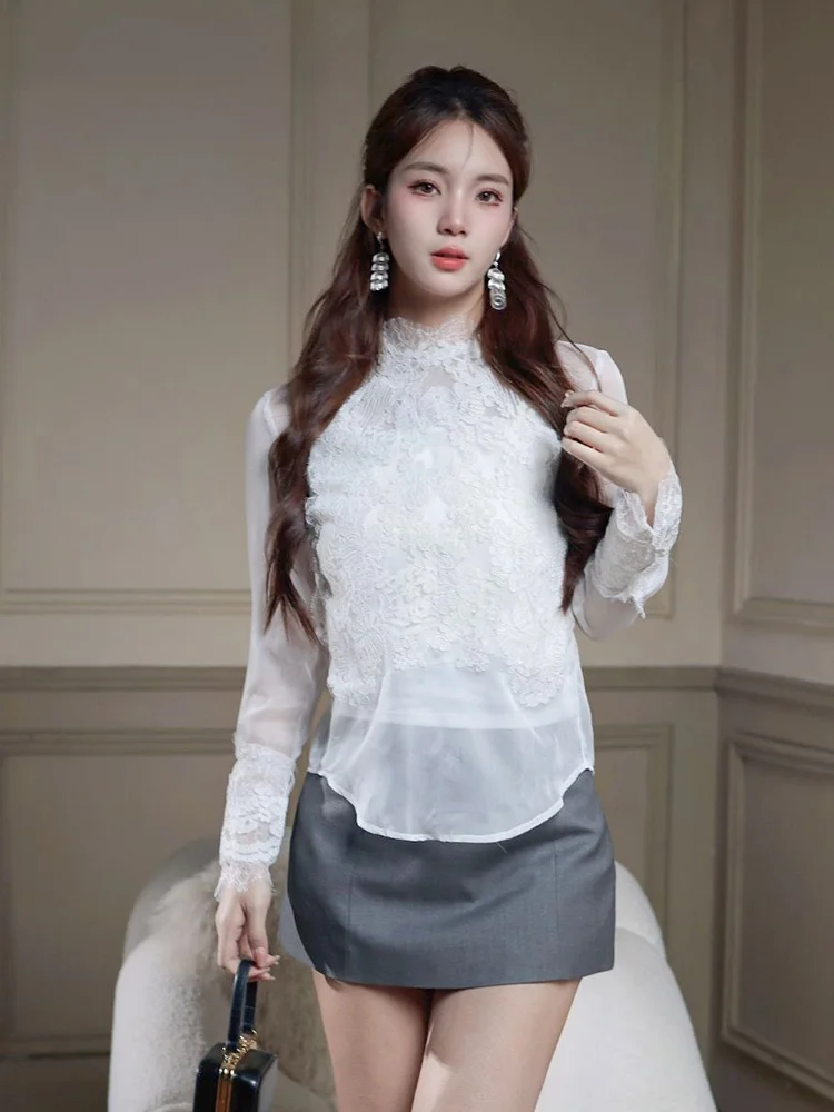 

Женская модная блузка с вышивкой и кружевными вставками, воротник-стойка, слегка полупрозрачная, для повседневной носки...