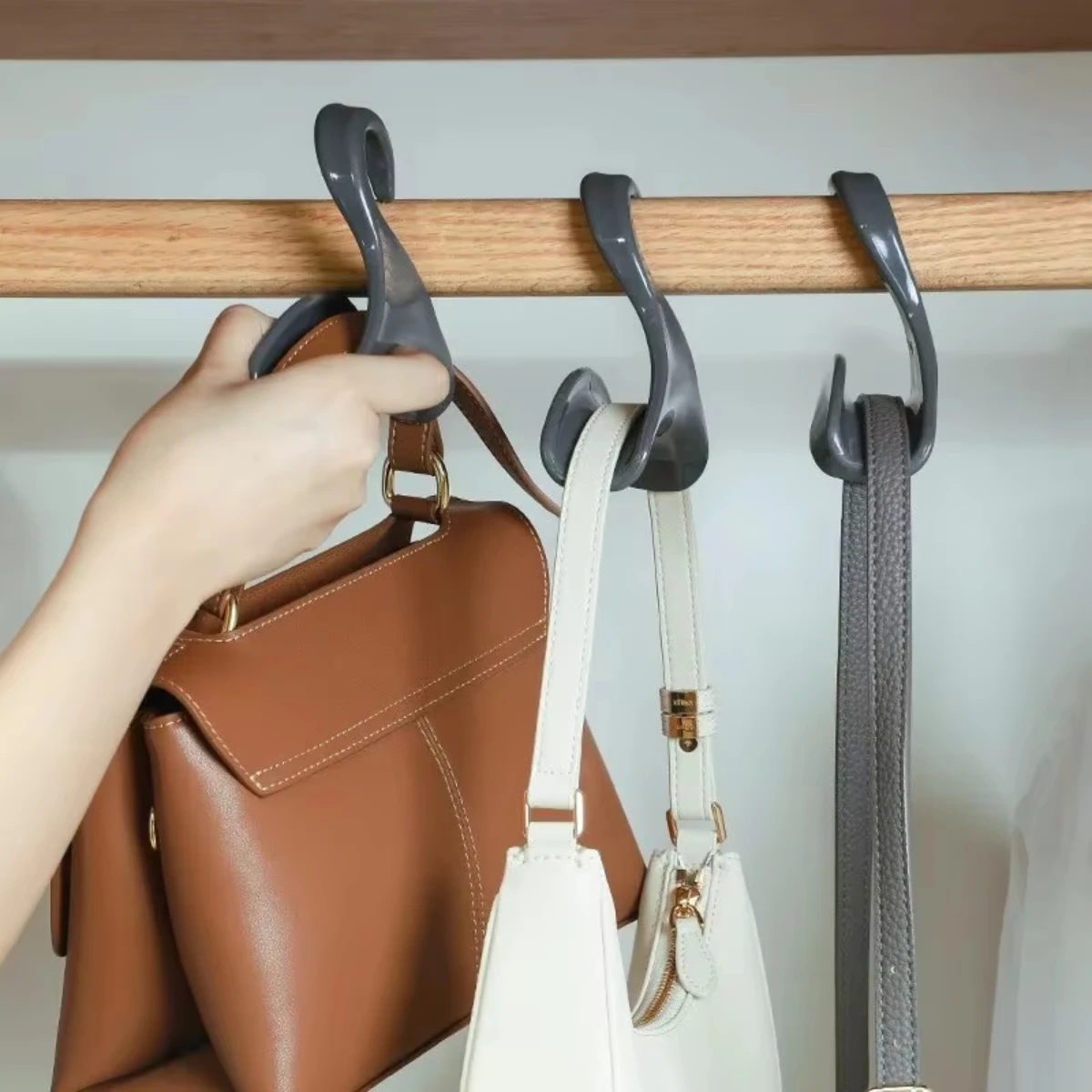 1pc Widen Plastics Hanger Connection Hook Stackable Space Saving Storage Multifunctional Bag and Hat Hanging Rack