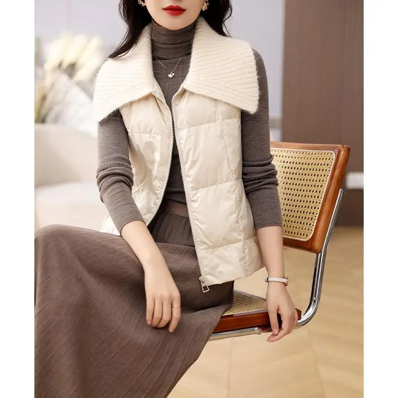 

Lightweight White Du down Knitted Patchwork Vest Women's Faionable Autumn Winter New Sle Large Collar Warm Trendy