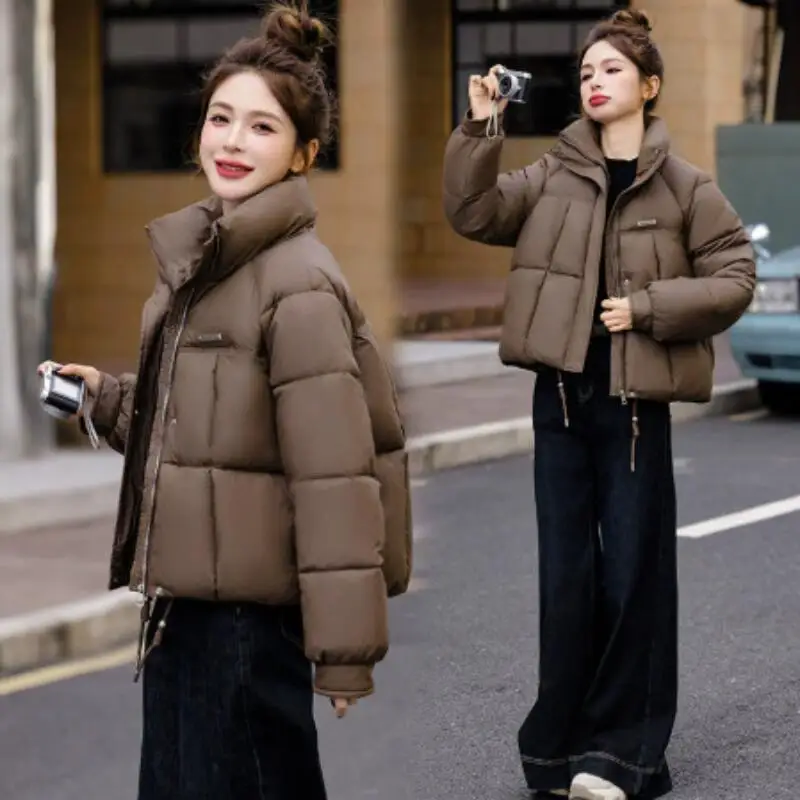 

2025 женская новая осенне-зимняя короткая стильная универсальная хлопковая куртка в западном стиле, модная утолщенная теплая дизайнерская хлопковая куртка