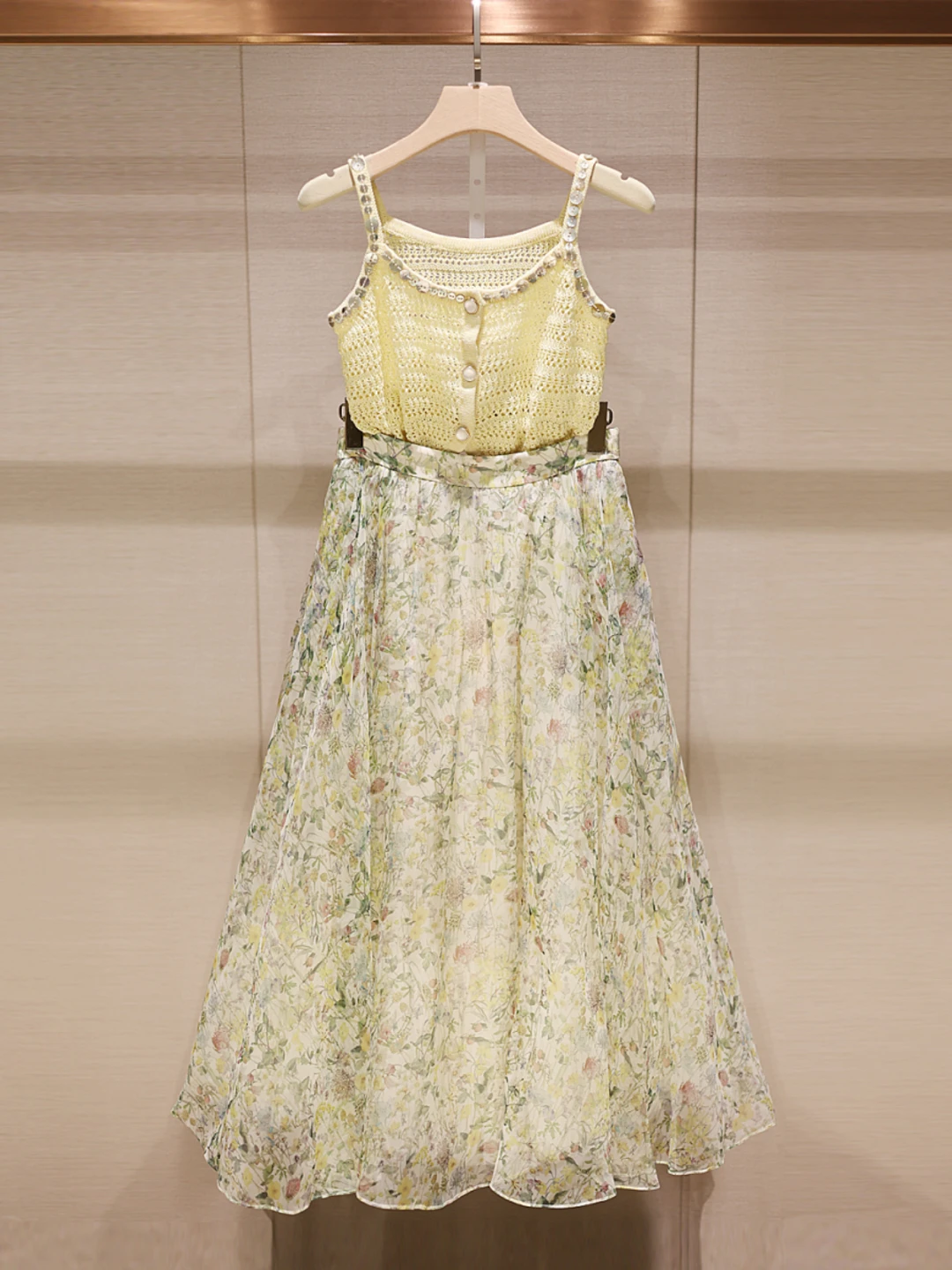 

Нежный летний комплект из двух предметов: топ и юбка с цветочным принтом для женщин, повседневный летний наряд для взрослых