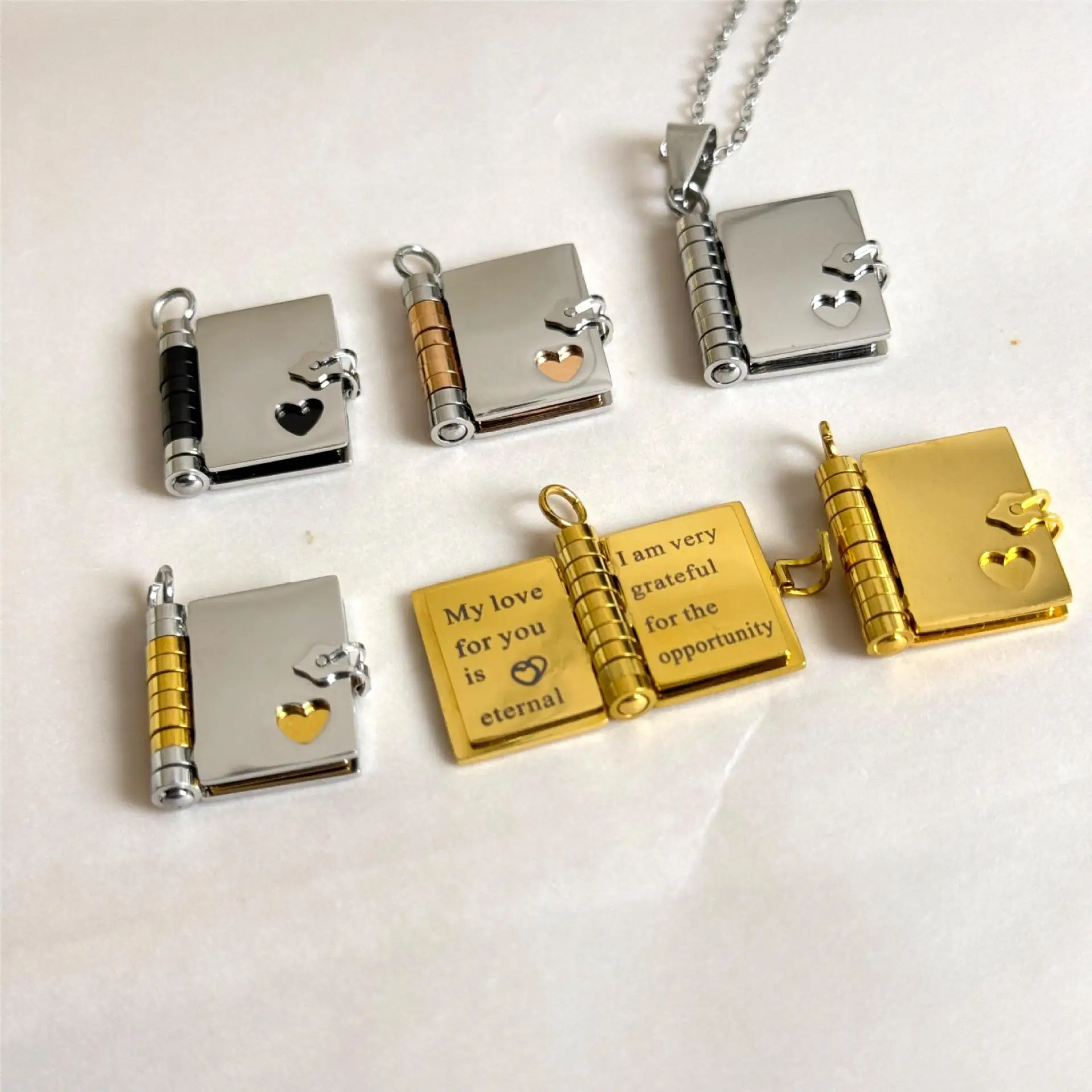 3 Pages Book Custom Name Necklace Openable Love Letter Personalized Text Pendant Unisex Chain Girl Valentine Day Gift waterproof