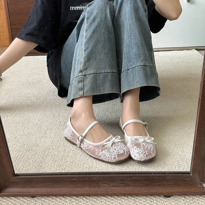 

Женская обувь 2025 года, женская обувь на плоской подошве с пряжкой и ремешком, модная повседневная обувь с узлом-бабочкой, лидер продаж, бестселлер, легкая обувь на плоской подошве с мягкой подошвой на низком каблуке