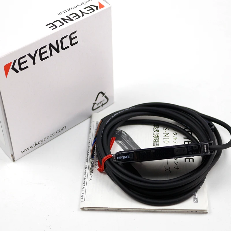 EX-614V KEYENCE Digital eddy electric displacement sensor Measuring range 0-4mm rated power supply voltage 24VDC EX-614V