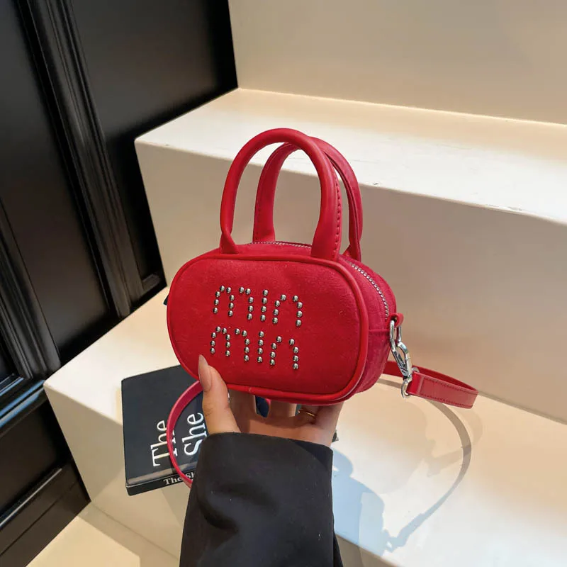 

​ ​ 2025 Новая мини-сумка с буквенным принтом для женщин, модная сумка через плечо с ремешком-цепочкой и верхней ручкой, милая сумка через плечо для ежедневного использования