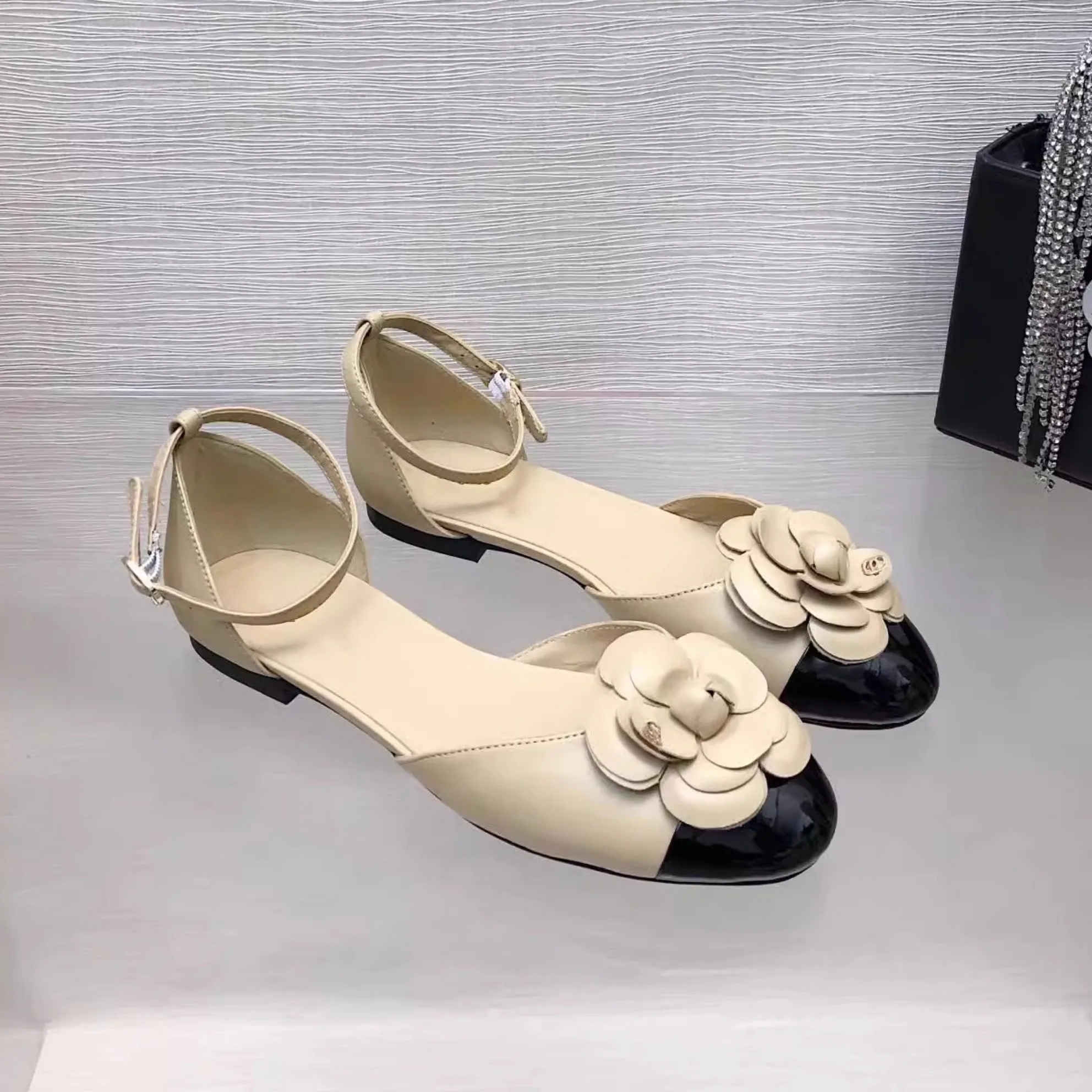 

Summer Women's Flat Bot Sandals Mary Janes Floral Embellied Slip-On Casual Faion Footwear Low Heel Leather Lined