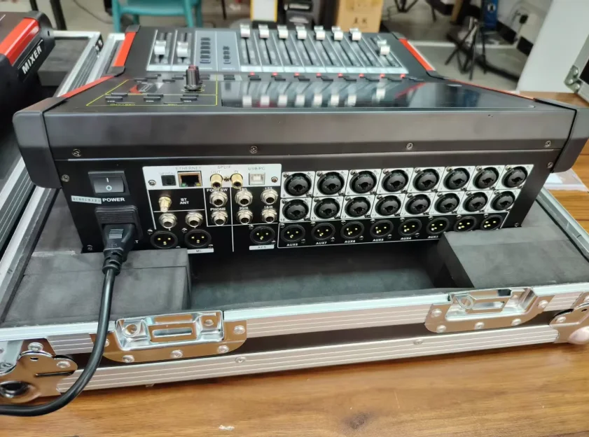 Professional Digital Audio Console Mixer 20 Channels for Studio