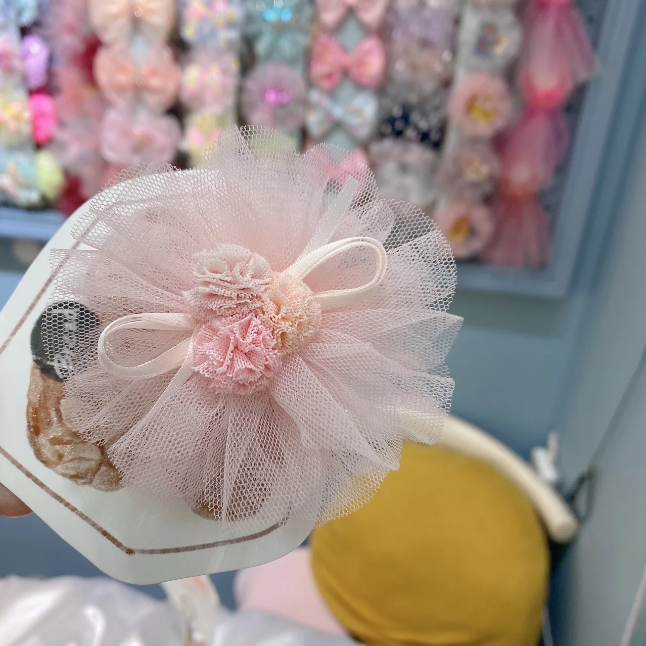 20 Chiếc Boutique Tutu Hoa Kẹp Tóc Chắc Chắn PomPom Voan Hoa Kẹp Tóc Công Chúa Mũ Boutique Phụ Kiện Tóc Cho Bé Gái