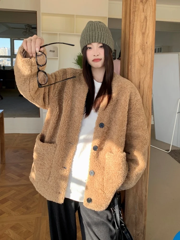 

FTFLAB Lamb Fur Jaet Winter Thiened Inner Fce Brown V-Ne Coat Women's Commute Sle Regular Length Outerwear