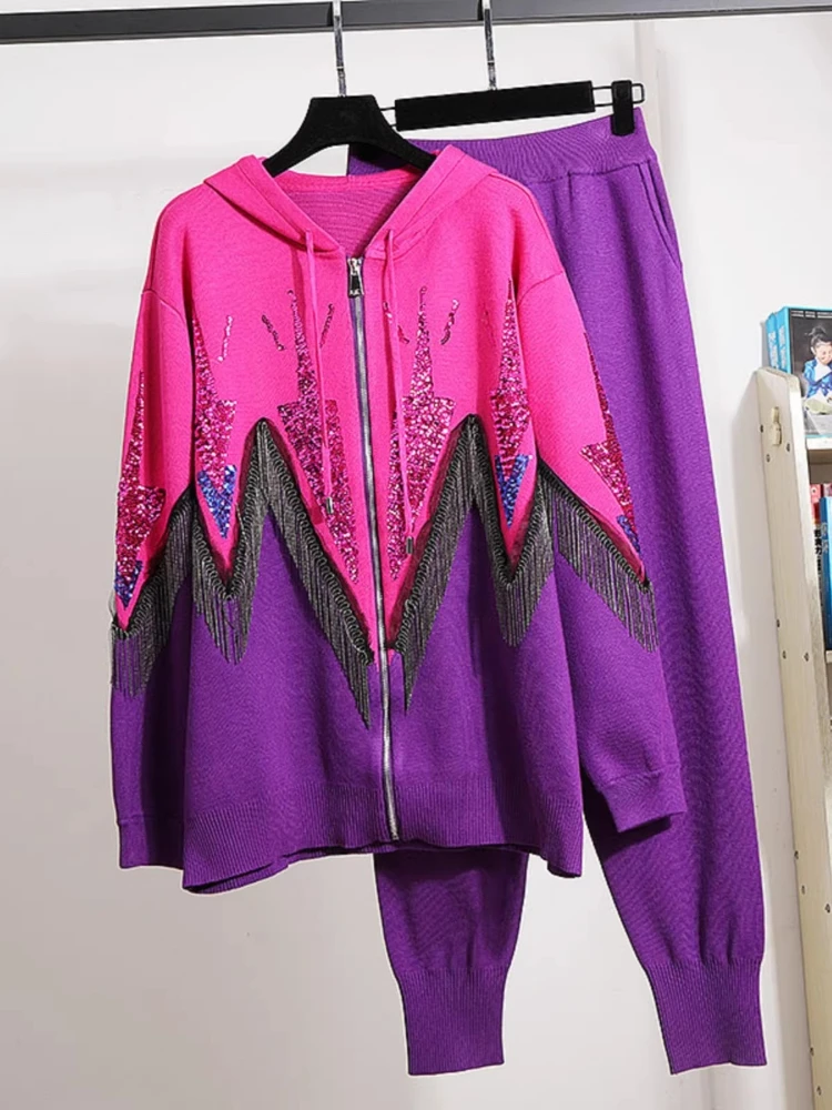 

Новый вязаный костюм 2026 года: женский комплект из кардигана с бахромой и пайетками, повседневные брюки-харлан, модный комплект из двух предметов для весны и осени