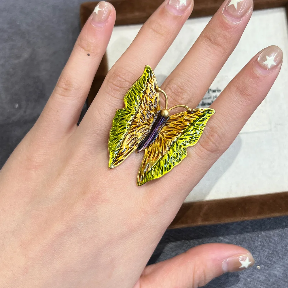 European and American exaggerated painting drop glaze three-dimensional dancing butterfly ring fashion design sense