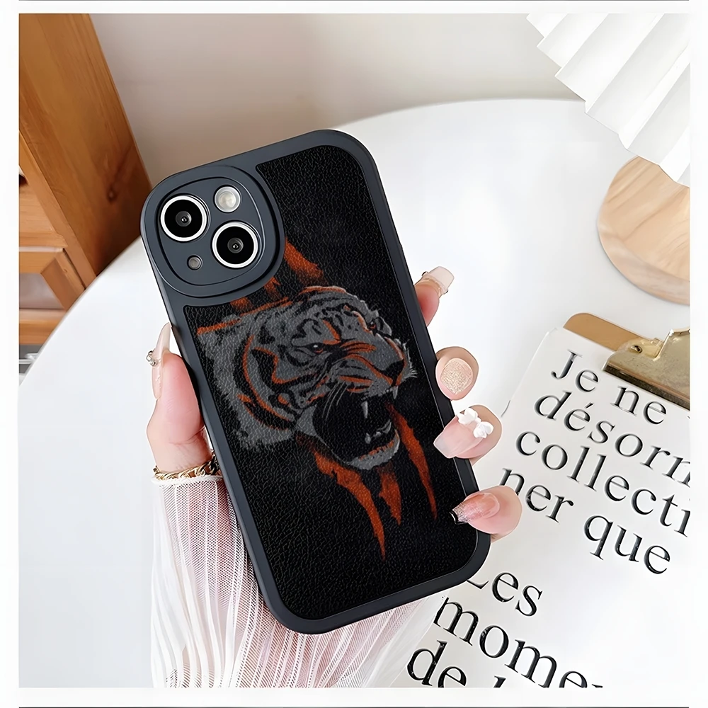 Чехол для телефона Mighty Tiger для IPhone 16, 14, 13, 11, 12 Pro Geometric Max Mini X XR XS 8 Plus, силиконовый чехол из кожи ягненка Чехол для телефона Mighty Tiger для IPhone 16, 14, 13, 11, 12 Pro Geometric Max Mini X XR XS 8 Plus, силиконовый чехол из кожи ягненка
