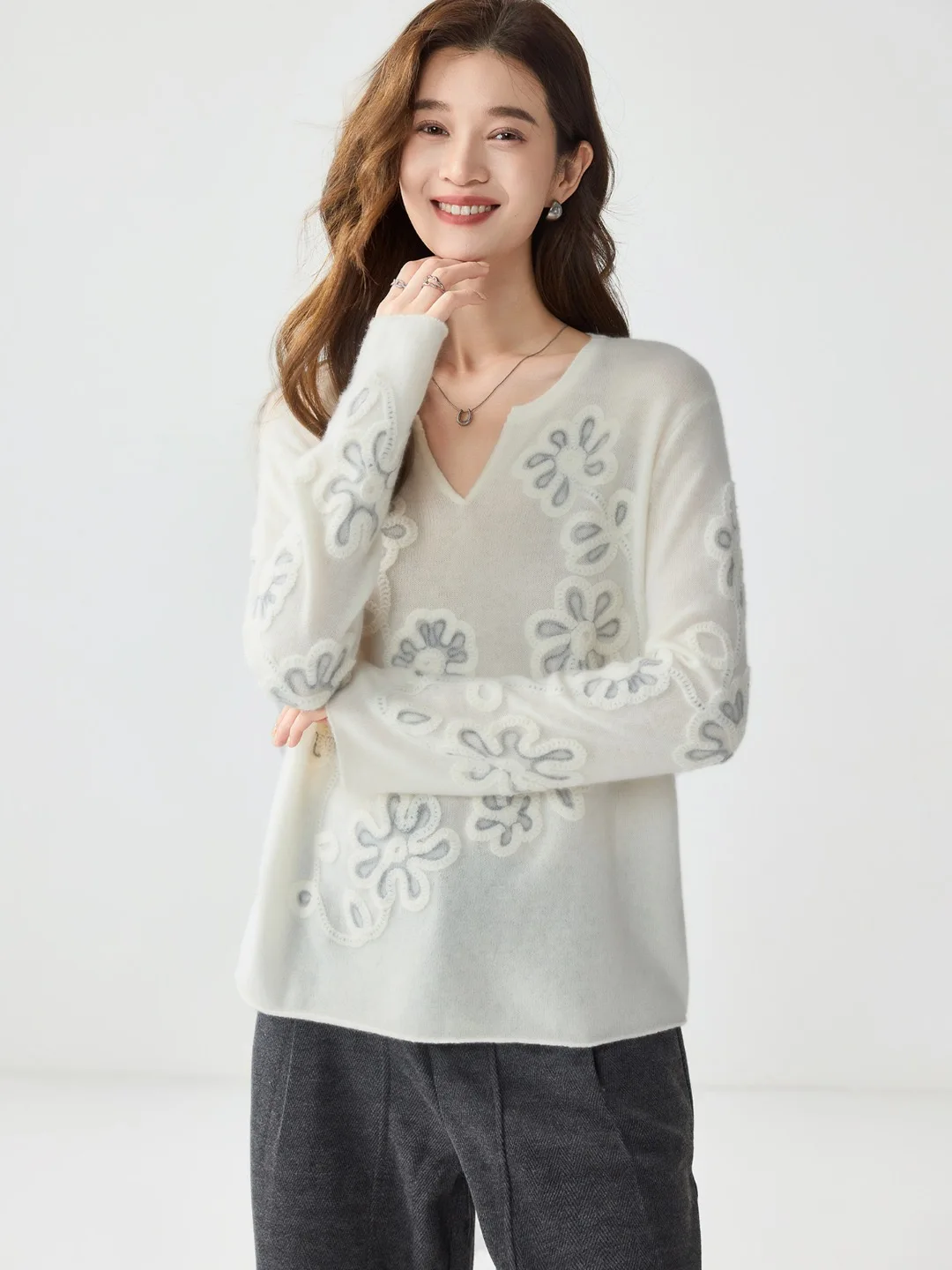 100% cashmere women's sweater casual solid color knitted pullover round V-neck Tops embroidery Blouse thick warm Jumper