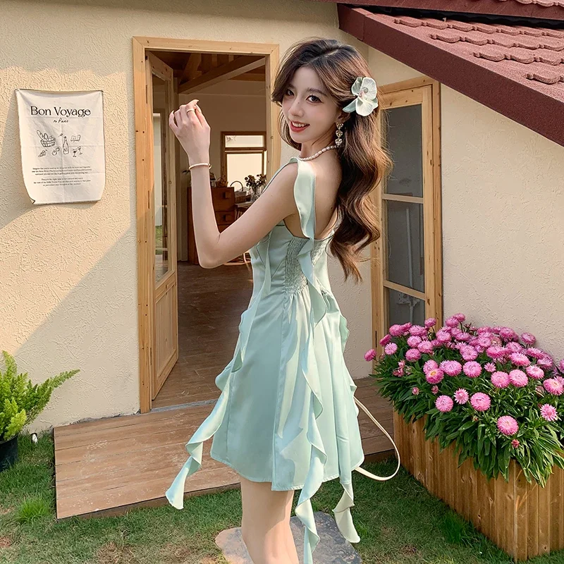 Robe à bretelles en Satin vert pour filles, douce et chaude, pour vacances d'été, bord à volants, ruban, ligne a, courte, vêtements féminins à la mode