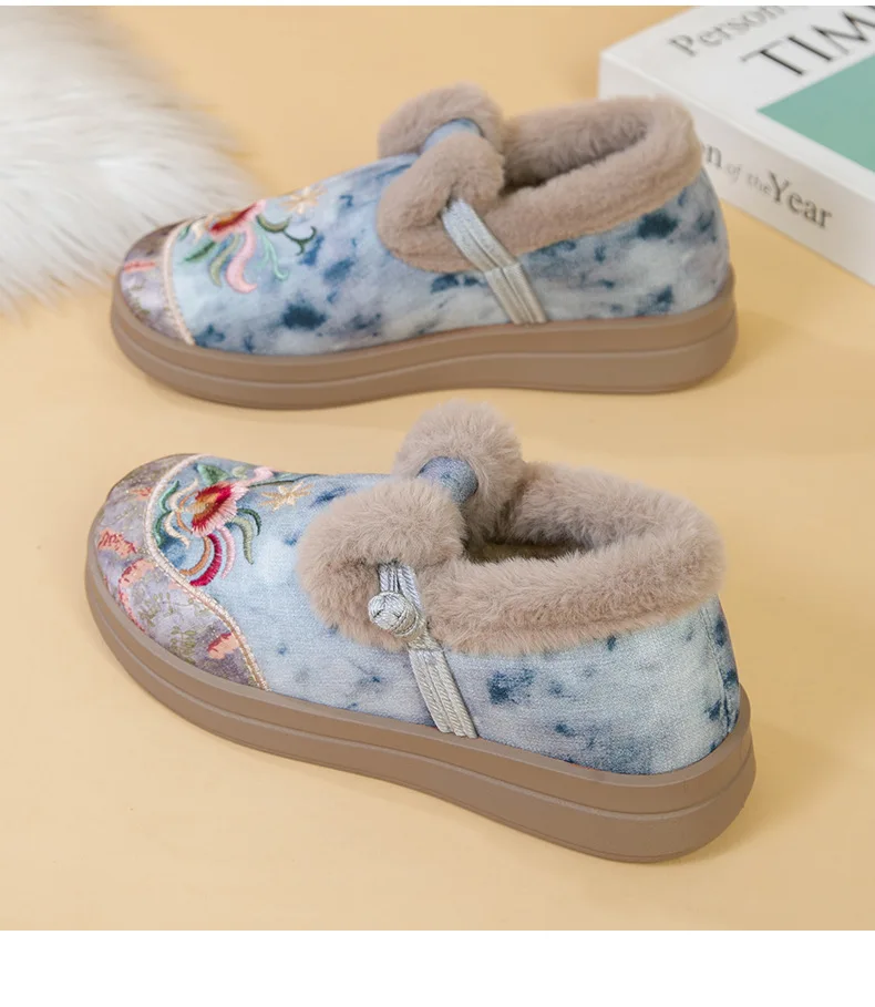 Damen-Winterschuhe mit Fleece-Futter, bestickt, im chinesischen Stil, mit Froschknopf, zum Hineinschlüpfen, rutschfeste, dicke Sohle, warme Freizeitschuhe. – Detail 15