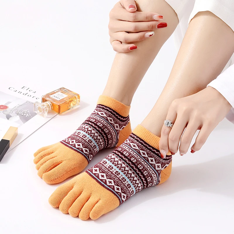 

Five-finger Socks Women Cotton Boat Socks Ethnic Style Women Ankle Socks