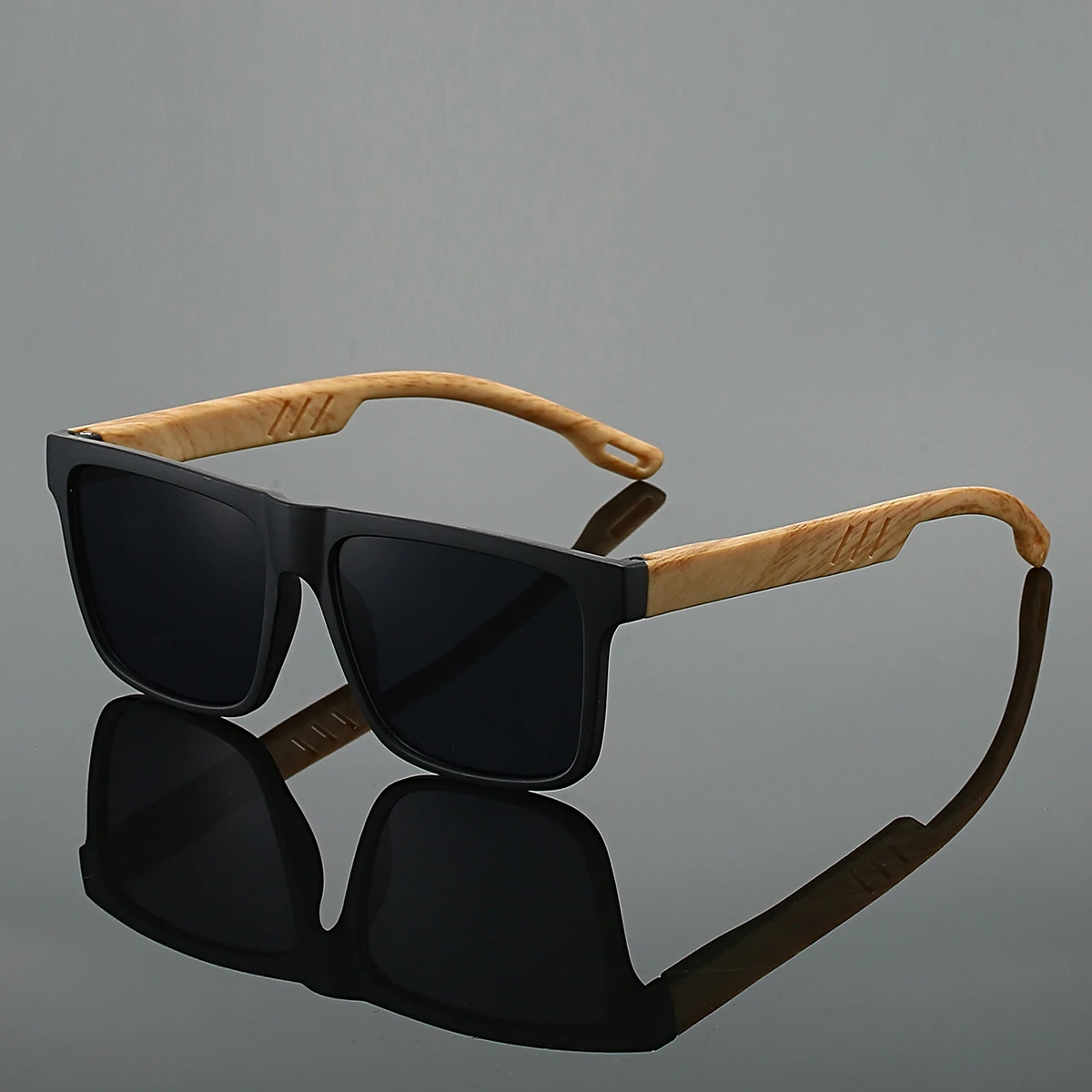 KAMMPT Vintage Square Sunglasses Men Retro Mirror Outdoor Casual Sun Glasses Women New Fashion Brand Design Anti-UV Decor Shades