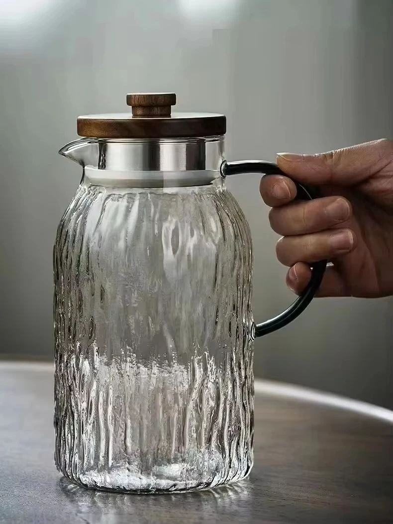 

1500ml High Borosilicate Glass Cold Water Kettle with Tree Texture Large Capacity Heat Resistant Juice Kettle for Restaurant
