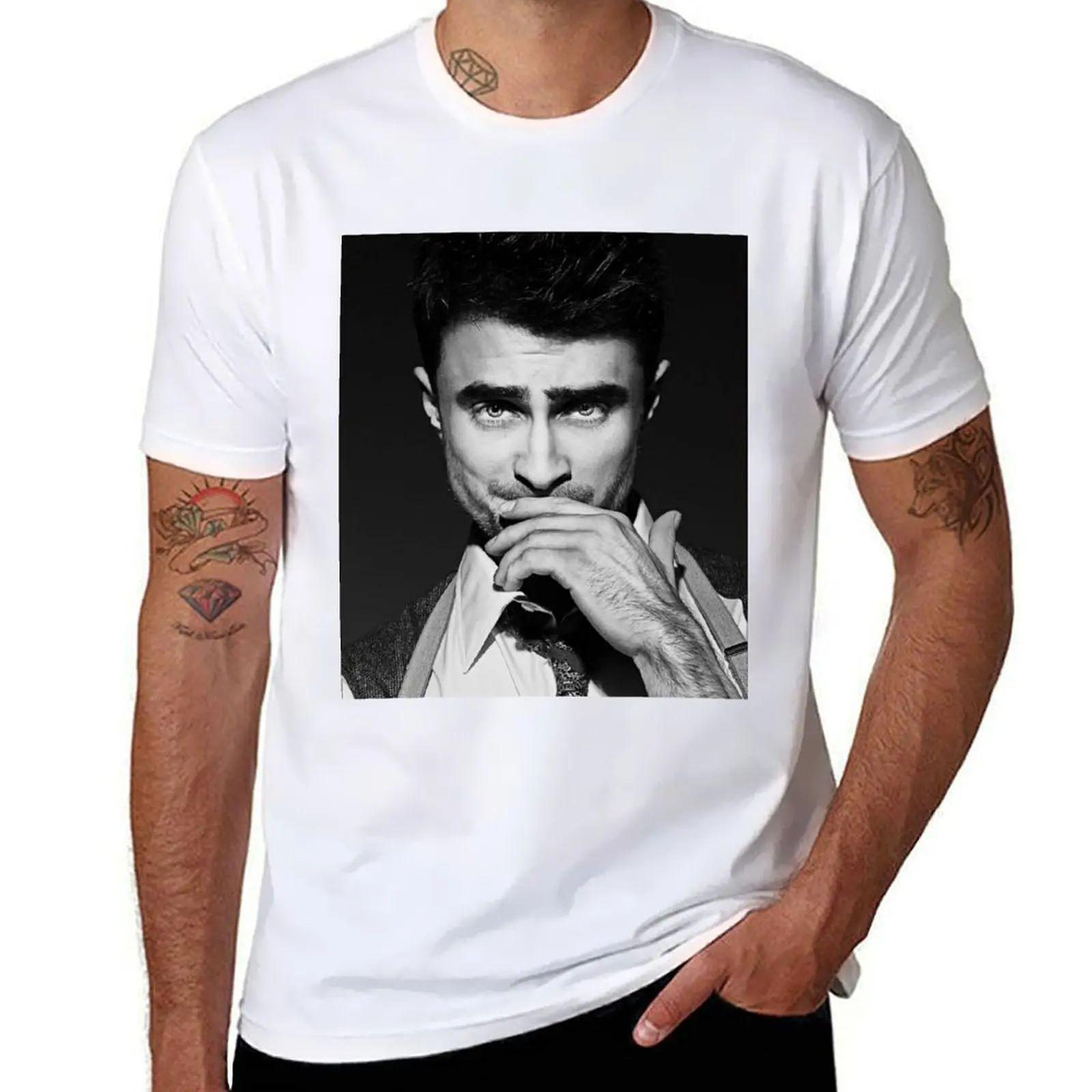 

Young Daniel Radcliffe T-Shirt cotton tshirt 100% g man t shirts for men T-Shirt