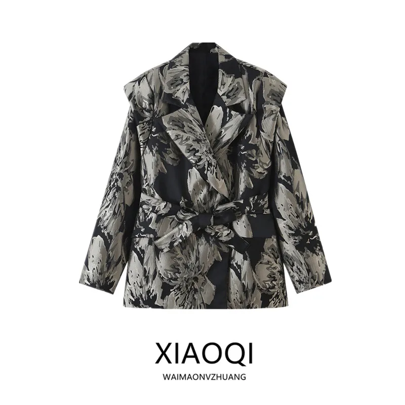 Loose Fit Texture Embossed Waist Belt Women's Suiting Jacket 2026 Autumn New Arrival Commute Style Straight Tube Shape