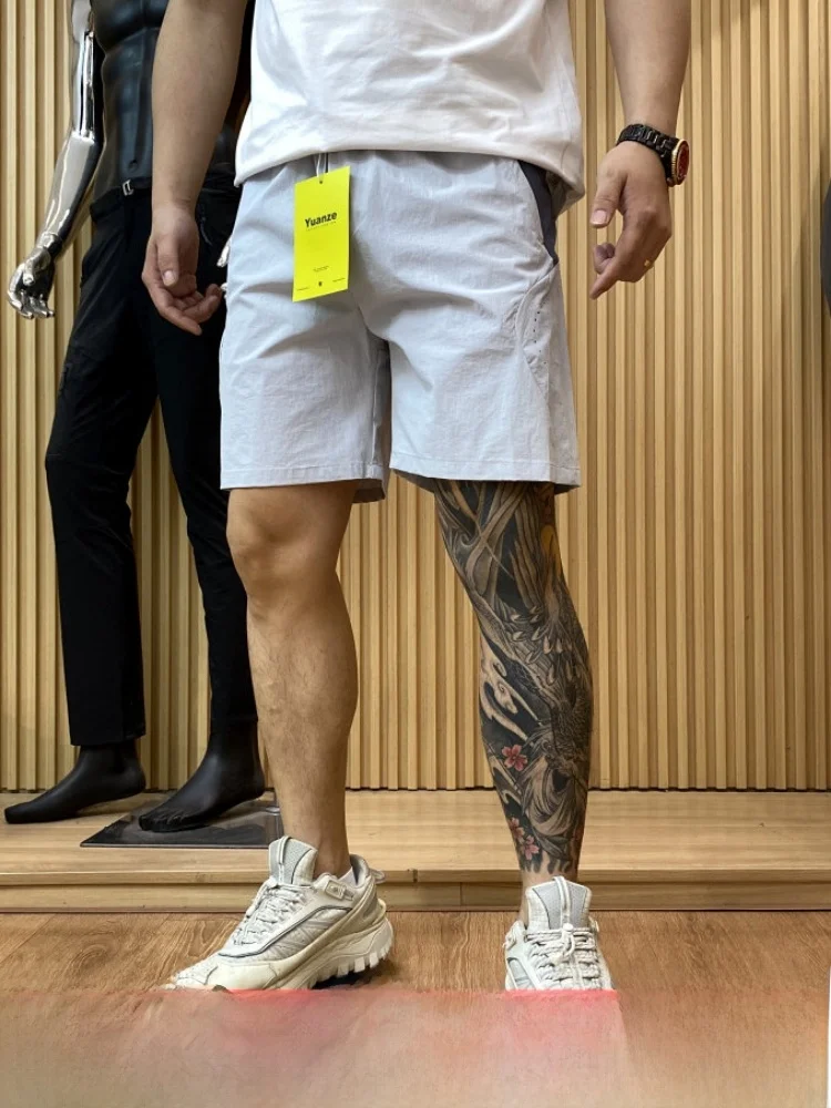

Functionality Meets Style Ice Sensation Quick Dry Color Block Summer Men's Outdoor Versatile Casual Sports Shorts