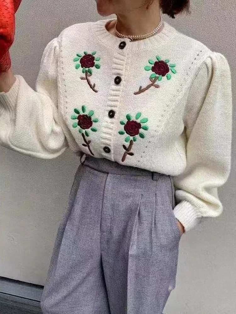 

Autumn New Cute Flower Pattern Knitwaer Sweet Floral Embroidery Cardigan Sweater Winter Casual Long Sleeve Knitted Top
