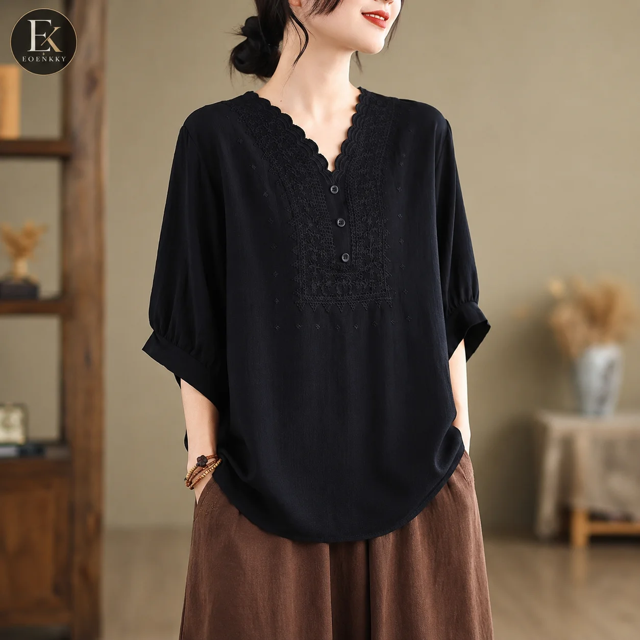 EOENKKY Plus Size Women Embroidered Blouse Summer 3/4 Sleeve Scalloped V Neck Loose Cotton Rich Vintage Casual Pullover Top M-3X