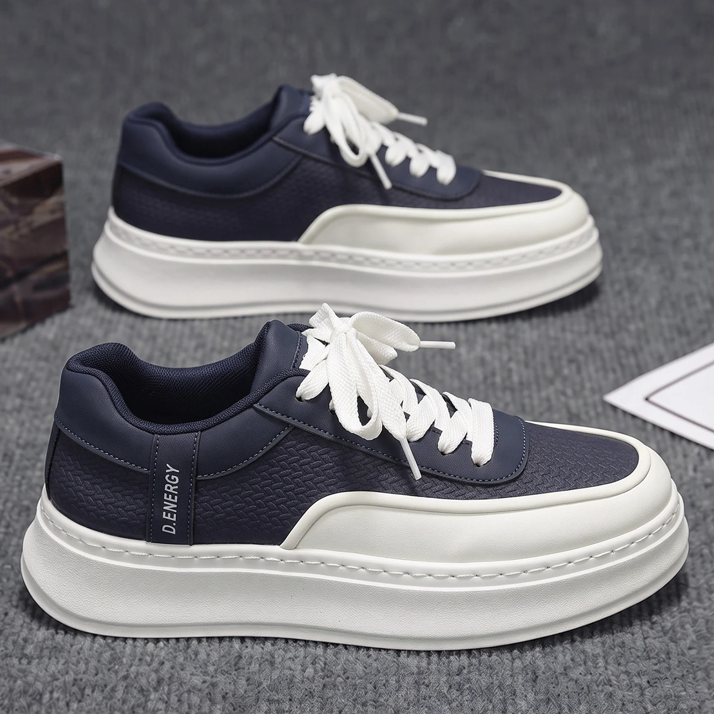 2026 New Autumn Men Thick Sole Casual Skate Shoes, Trendy Fashion Versatile Daily Outdoor Sports Sneakers