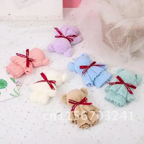 

12pcs Cute Bear Towel Coral Fleece Wedding Souvenirs/Gifts for Guests Baby Shower Party Favors Lovely Christmas Bridesmaid Gifts