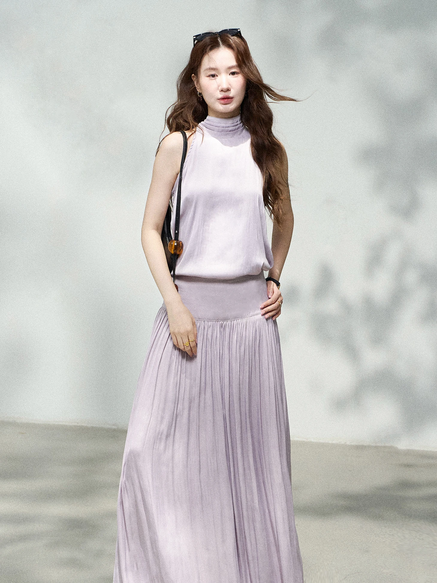 

Elegant Purple Sleeveless Satin Halter Neck High Waist Skirt Two-Piece Women's Fashion Set Glossy Drapey Midi Skirt Set